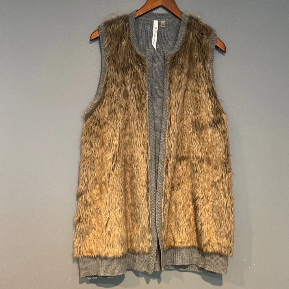 NY Collection Faux Fur Vest in Brown‎ and Gray